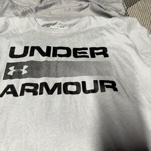 Under Armour Gray Loose Fit Shirt